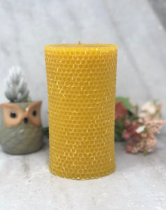 Beeswax Pillar Candle - Honeycomb